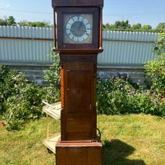 longcase clock