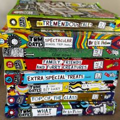 Tom Gates Book Collection 8 Books Great Condition