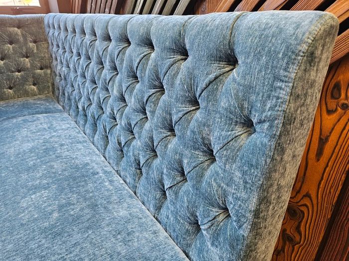 Chesterfield Style Dining Bench with Storage