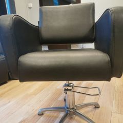 Barber /hairdressers chairs for sale