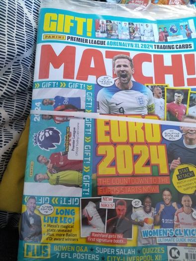 Football.. Magazines