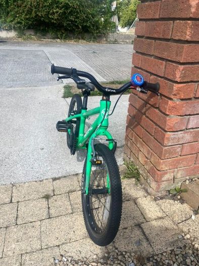 Forme Cubley 18 inch Junior Bike in Green