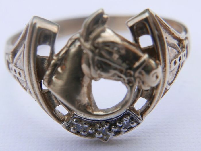 Vintage 9K Sold Gold 375 Horse Head and Horseshoe Ring Men's Signet with Diamonds, BIG SIZE 4,23g