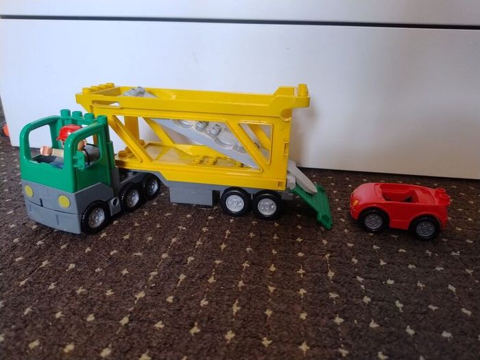 Lego Duplo Car Transporter