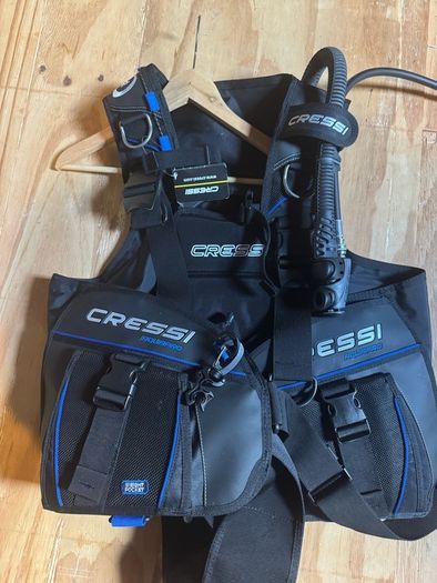 Diving jacket