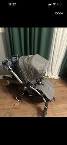 Bugaboo bee grey pram with foot stand