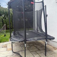 Berg Ultim Favorit rectangular trampoline 7x11ft