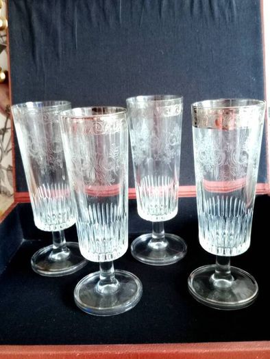 Vintage Etched Glass with Silvered Collar Champagne Flutes x 4