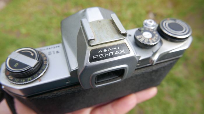 Asahi Pentax SL SLR 35mm Film Camera silver Body From JAPAN working