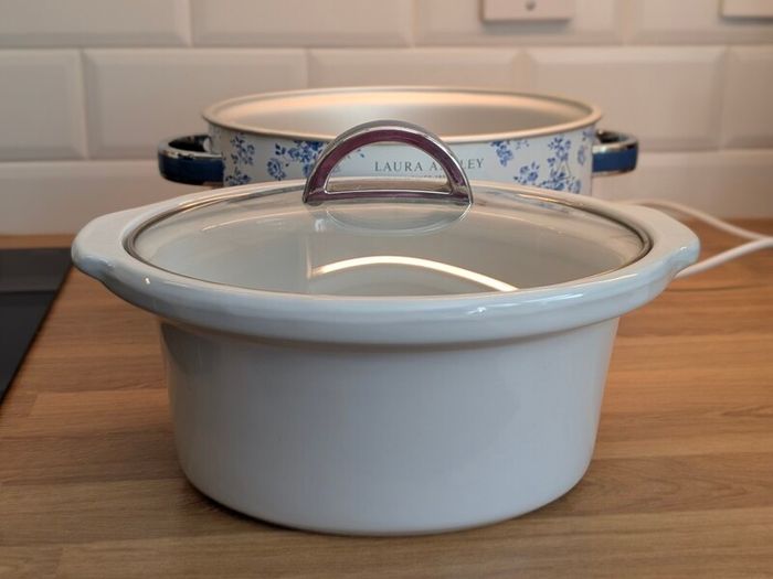 Laura Ashley 3.5L Slow Cooker  Excellent Condition