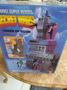 vintage Marvel Super Heroes Secret Wars Tower of Doom boxed
