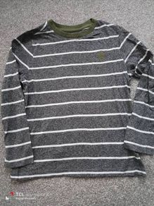 F&F boy's long sleeve top.age5/6
