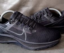 Nike Air Zoom Pegasus 28 Running Shoes