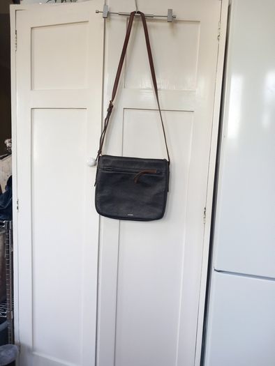 Fossil Black Tan Trimmed Cross Body Bag