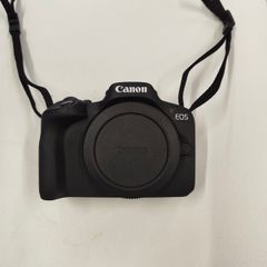 Canon Camera R50 Bundle
