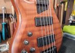 MTD Fretless Bass