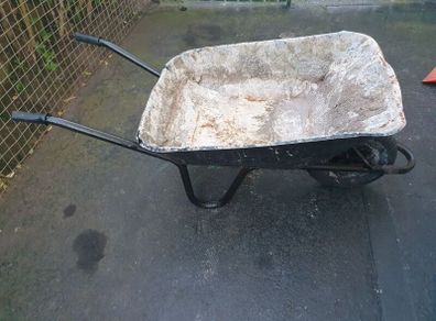 Steel Wheelbarrow