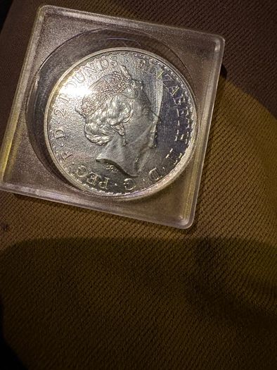 2017 British Britannia 1 oz Silver Bullion Coin, issued by the Royal Mint