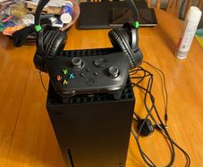 Xbox series X 1TB excellent condition