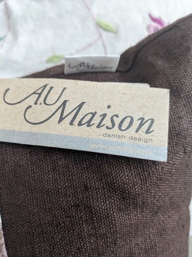 3 Linen AU MAISON Cushions.