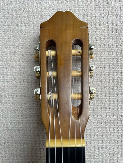 Guitar - Lenora