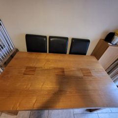 kitchen table free chairs