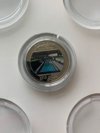 Commemorative coin