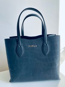 Beautiful Furla Era tote in grey croc-embossed genuine leather.