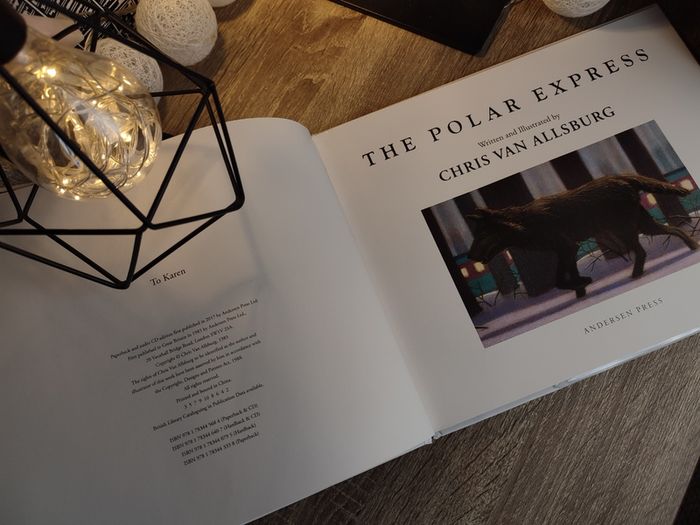 The Polar Express ! by Chris Van Allsburg ! CHEAPEST COPY ONLINE ! with CD read by Liam Neeson ! 2017 ! by Andersen Press !