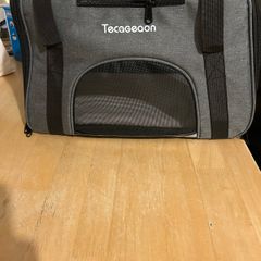 Small Dog or cat carrier bag