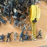 Mixed lot of World War 2 toy soldiers Image 2
