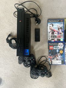 Bundle Playstation 2 + Games + Remotes + Memory Pads