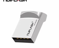 32gb USB flash drive compact