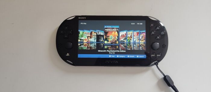 Ps Vita Slim Modded 128gb Henkaku almost Mint