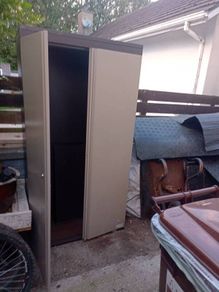 metal storage unit