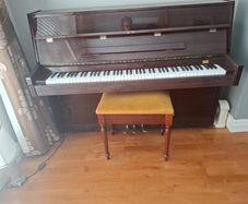 Piano for sale