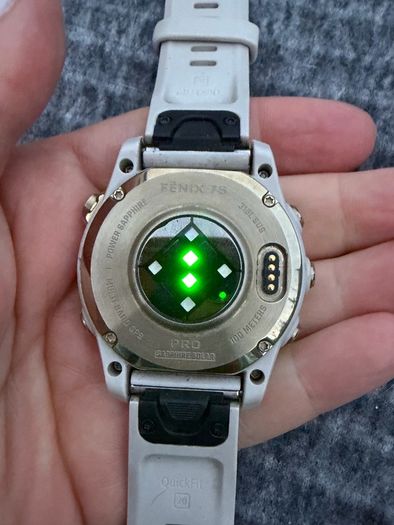 Garmin Fenix 7S Pro Sapphire Solar Edition Soft Gold with Light Sand Band