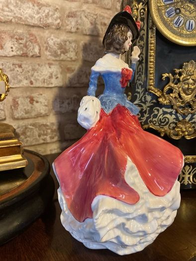 Royal Doulton figurine "Janet"