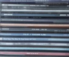 CD singles - 35 job lot - 15e