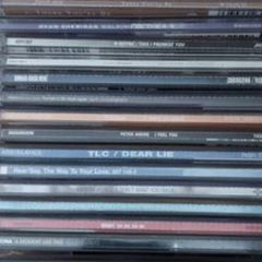 CD singles - 35 job lot - 15e
