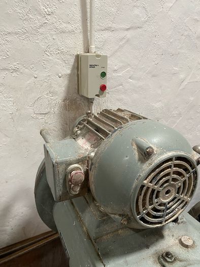 John Hunt (Bolton) "Duratax" 60 quart 3 speed mixer with heavy duty stainless steel mixer bowl trolley