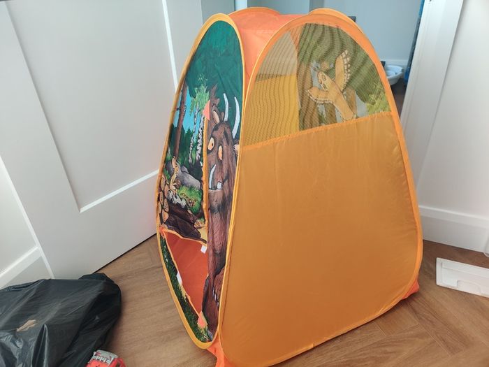 Kids tent