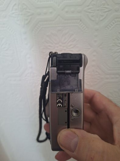 Sony Cyber shot DSC F55 untested