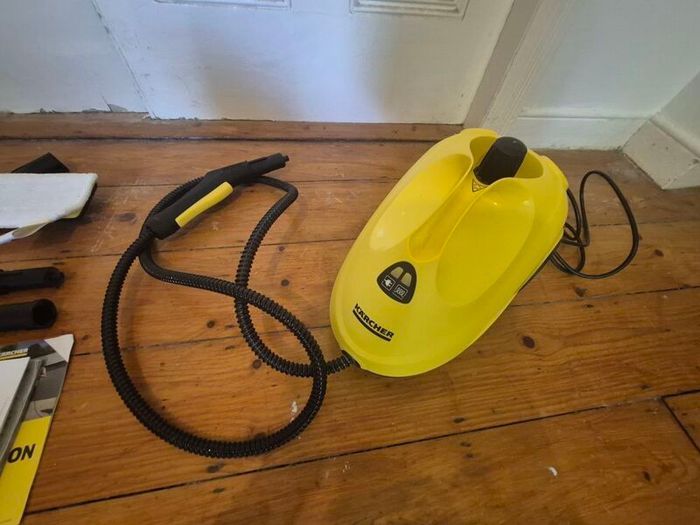 Karcher SC 2 EasyFix Steam Cleaner- Like New- Used Twice- Collection only- Dublin 6