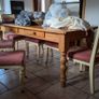 Kitchen table and 6 chairs Image 3