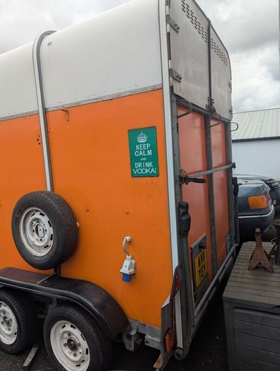 Food/Coffee Truck for Sale