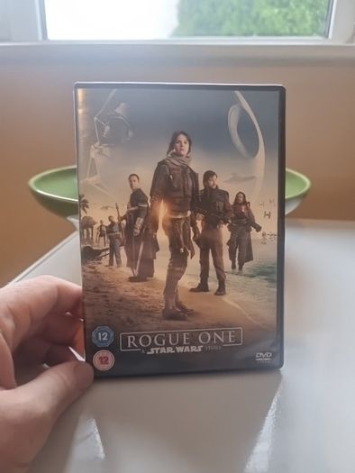Star Wars DVD box set lot. Star Wars trilogy and prequel trilogy.