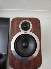 Q Acoustics 3030i
