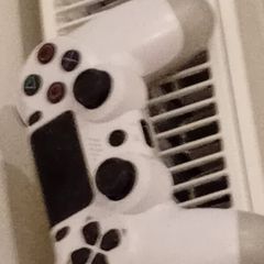 PS4 controller