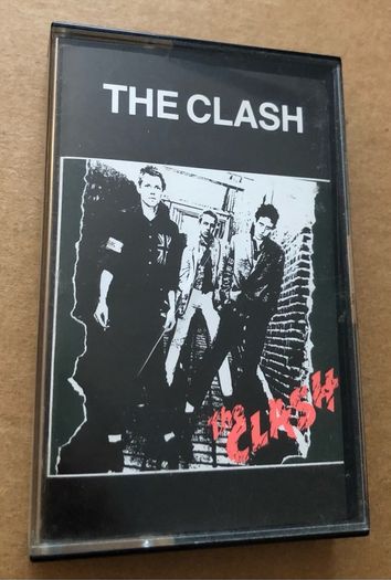 The Clash - The Clash (1977) cassette